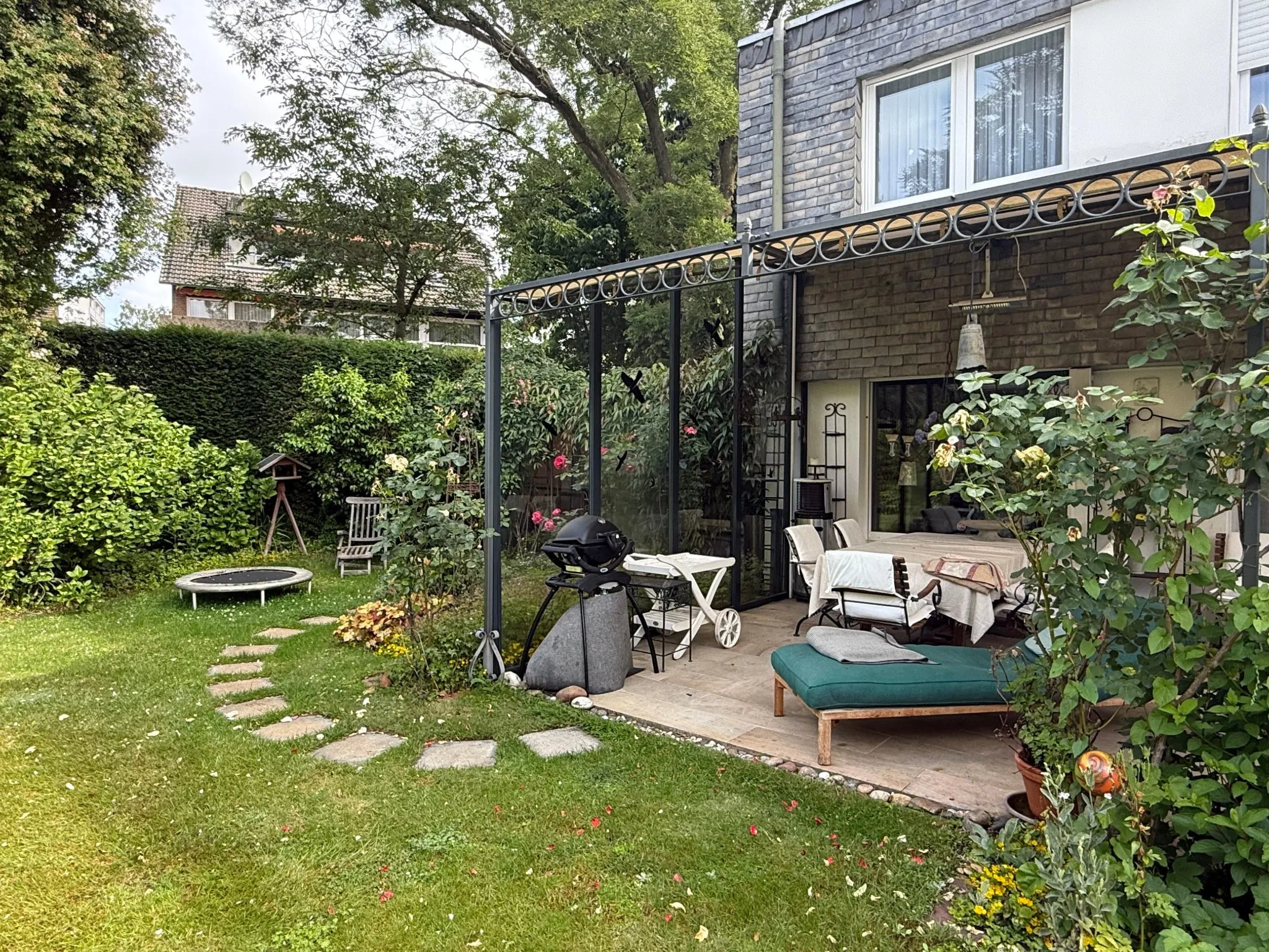 Immobilienangebot - Herne - Alle - Modernisiertes Einfamilienhaus mit Kamin und großer Terrasse